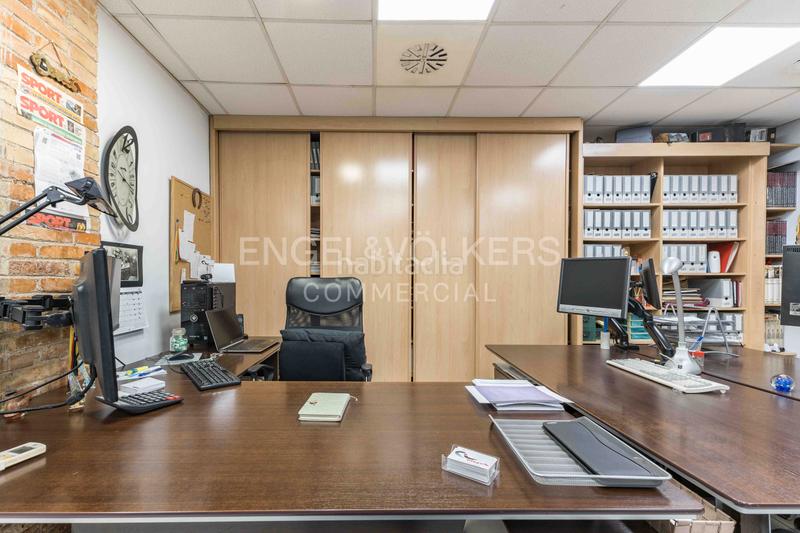 Foto 14b913a8-01b0-4451-a210-90eec9e61a3e. Miete büro in Sants-Badal Barcelona