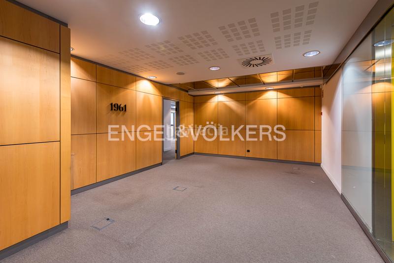 Foto eff4b885-d45a-4d16-92af-dff3a0c08559. Lloguer oficina a Sant Gervasi - Galvany Barcelona