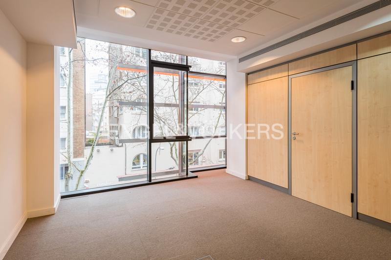 Foto d1f28ffc-c69d-4251-80e4-30e0f5ba26fd. Location bureau dans Sant Gervasi - Galvany Barcelona