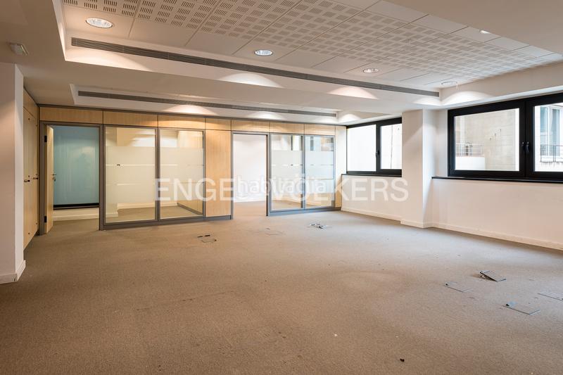 Foto ff2fe754-57d1-4ce4-a3b1-e41c6405908d. Location bureau dans Sant Gervasi - Galvany Barcelona