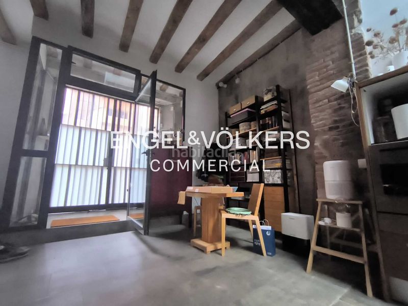 Foto 3f53c547-f24f-4466-b618-0080b5745ac2. Local comercial a Raval Barcelona