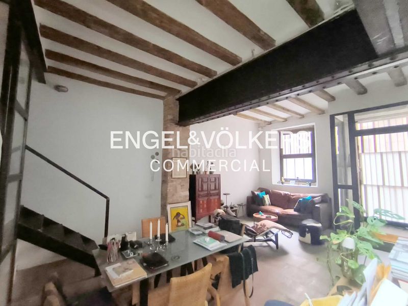 Foto 815bf242-6bc2-4462-93bf-54b333469f81. Local comercial a Raval Barcelona