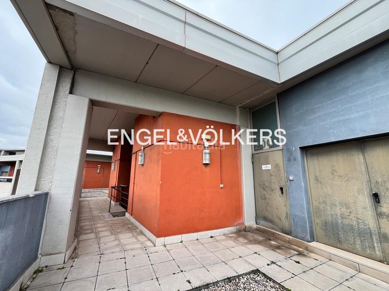 Foto 29966e1d-7650-4d00-a29a-55eead782f0c. Capannone industriale in Centre Badalona