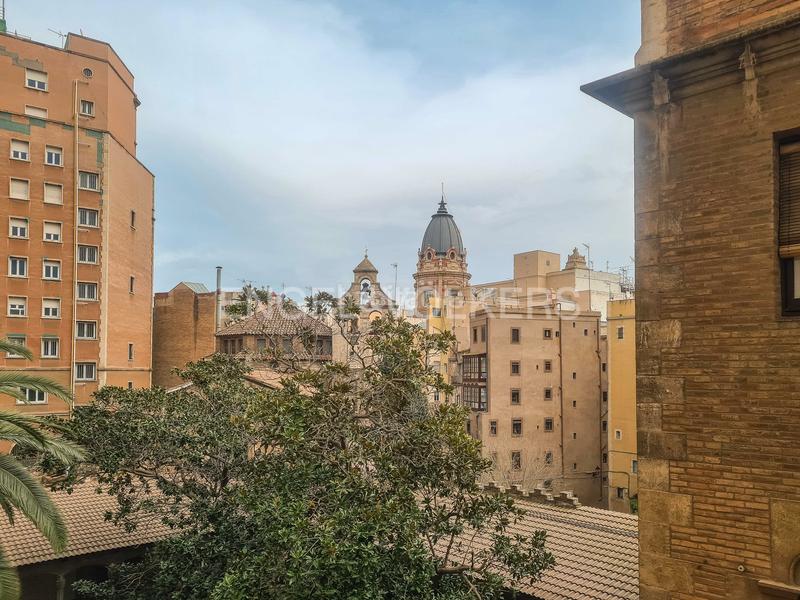 Foto 0f2174c1-6257-4a1c-abba-71d006c03c10. Rent office space in Gòtic Barcelona