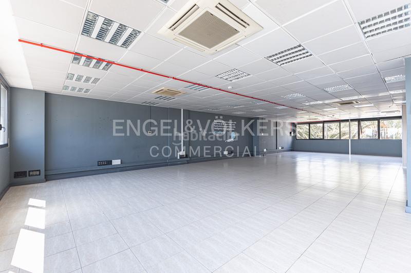 Foto 065f52b6-1148-4781-bd54-92b2d7846e5f. Location bureau avec parking dans Diagonal Mar i el Front Marítim del Poblenou Barcelona