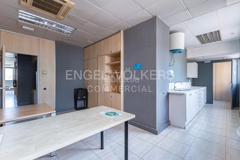 Foto f0462054-51f8-4491-920f-f90585e5044a. Location bureau avec parking dans Diagonal Mar i el Front Marítim del Poblenou Barcelona