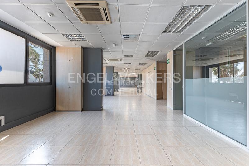 Foto 02c3215b-81b3-44c6-84bf-4cf448c0f7ed. Rent office space with parking in Diagonal Mar i el Front Marítim del Poblenou Barcelona