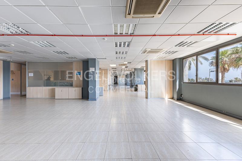 Foto 12d81df9-b175-4641-ba3d-78ae296d9c55. Rent office space with parking in Diagonal Mar i el Front Marítim del Poblenou Barcelona