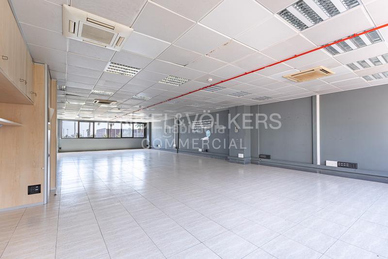 Foto 2cedf1e8-0804-446b-87d5-f4f7f93b96e0. Rent office space with parking in Diagonal Mar i el Front Marítim del Poblenou Barcelona