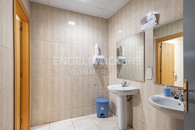 Foto 7c4b3683-c266-432c-ab01-a456cdc75f79. Rent office space with parking in Diagonal Mar i el Front Marítim del Poblenou Barcelona