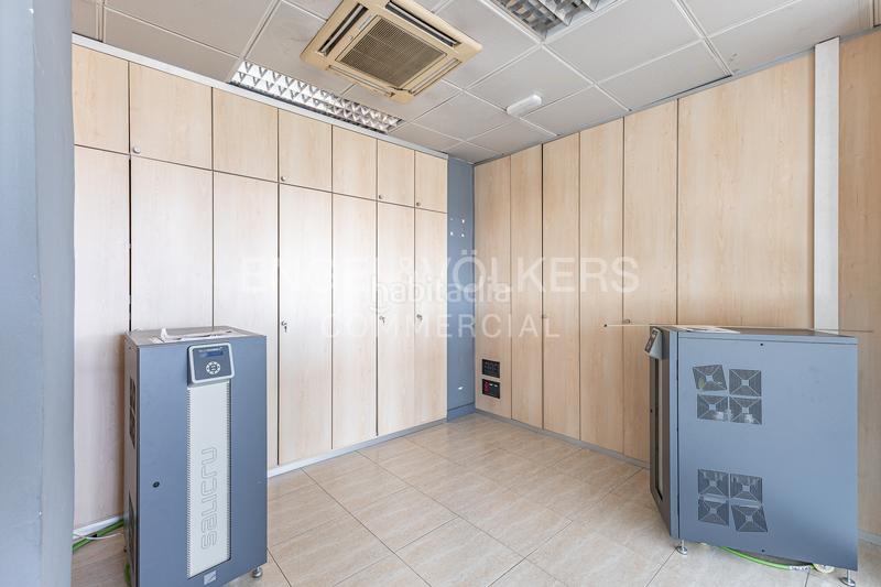 Foto abce1e45-dddf-44d2-8b02-6c2c9928d6cd. Rent office space with parking in Diagonal Mar i el Front Marítim del Poblenou Barcelona