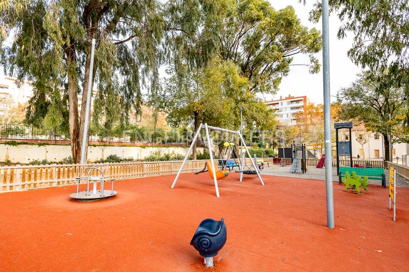 Foto 79a127d8-f676-4b5c-ab28-ec5d101073ab. Oficina a Centre Hospitalet de Llobregat (L´)