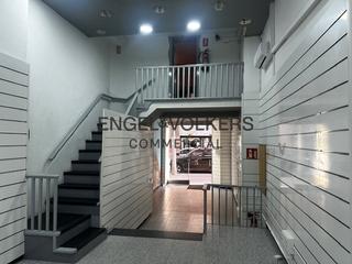 Rent Office space in Dreta de l´Eixample. Local con posible salida de humos en trafalgar plaza urquinaona
