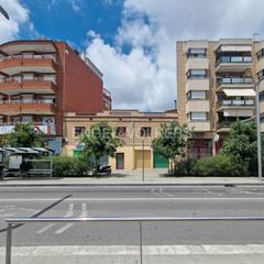 Terreny residencial a Centre. Solar de 355 m2 en la carretera principal de viladecans