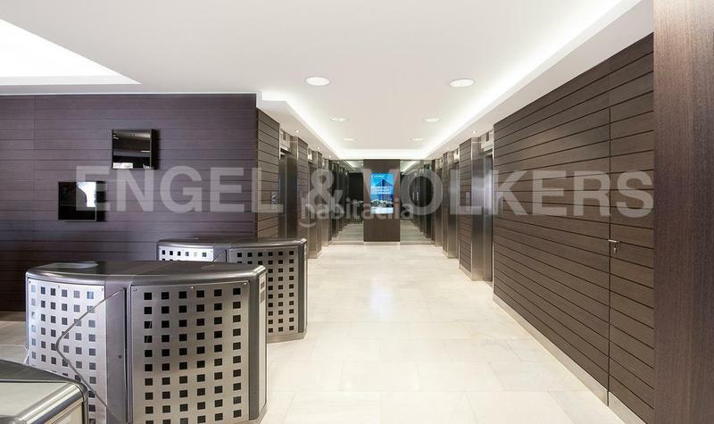 Foto d69100ee-3fef-4e81-9cff-a2f78d613c08. Alquiler oficina alquiler de oficina en av, diagonal, edificio prisma en Barcelona