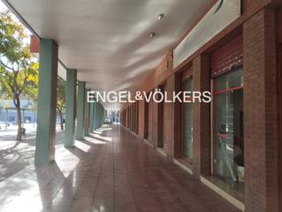 Locale commerciale in Gorg. Local en venta en badalona