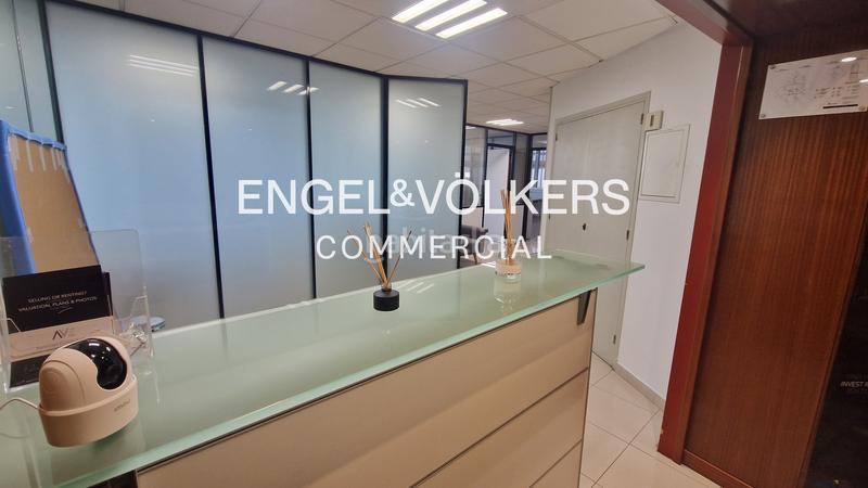 Foto 879e8bd4-1e88-4640-af85-33bd2999424f. Oficina s en venta con vistas increíbles en Barcelona