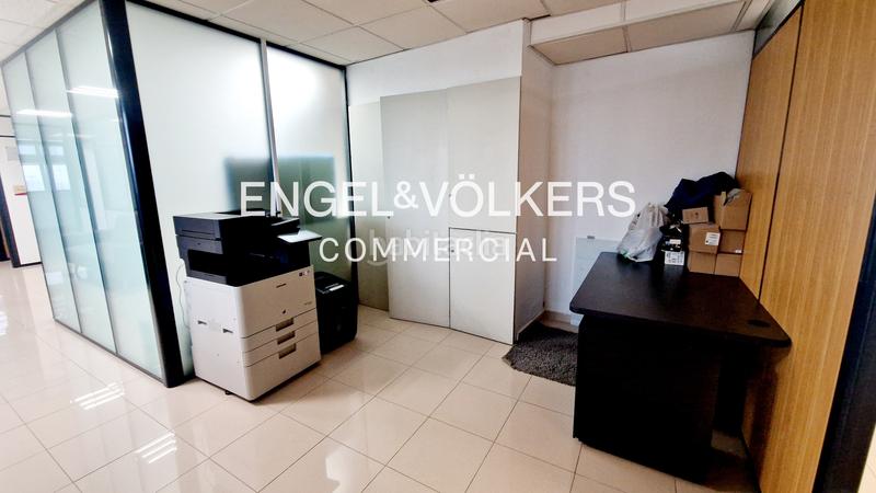 Foto a2022b7b-8163-4171-a6c8-0ae16ad453ac. Oficina s en venta con vistas increíbles en Barcelona