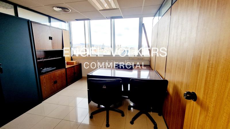 Foto b146f956-74d9-4cb3-9bf7-18d99929ed1a. Oficina s en venta con vistas increíbles en Barcelona