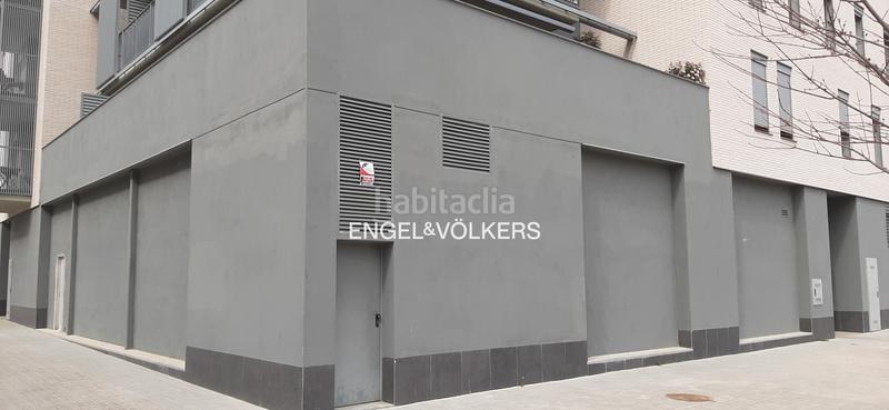 Foto 84b56afb-1717-494a-9396-a7b663e53ac4. Lloguer local comercial a Centre-Eixample-Can Llobet Barberà del Vallès