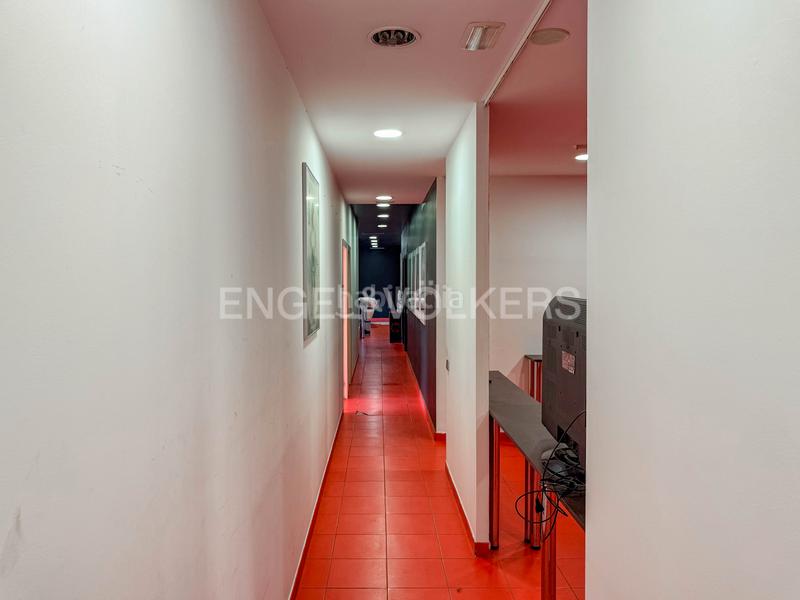 Foto db3fbba3-72b3-4142-b717-2bbbe71a8ecb. Local comercial  ideal para centro estético o peluquería en Calella