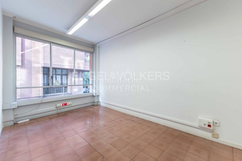 Foto 3ec604a2-9a04-441d-b3a2-a5c14add6344. Location bureau dans Sants Barcelona