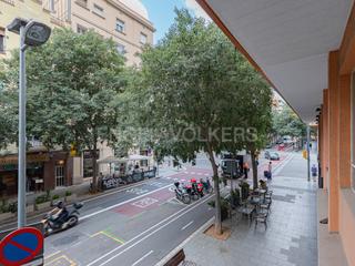 Location Bureau à Sants. Gran oficina en alquiler en sants