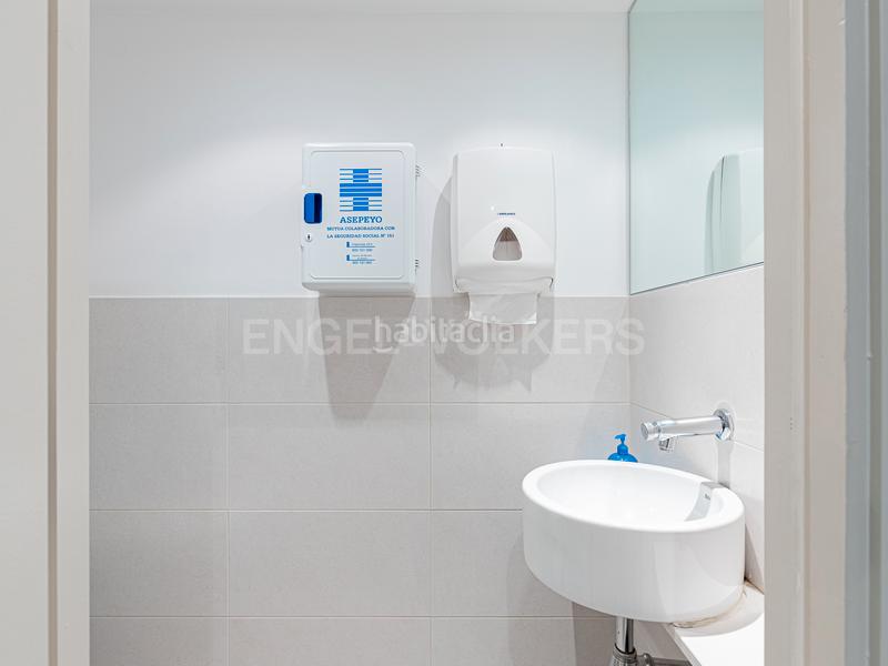 Foto a3e071e2-2693-4b86-8b05-af04e19a02e4. Location bureau dans Sants Barcelona