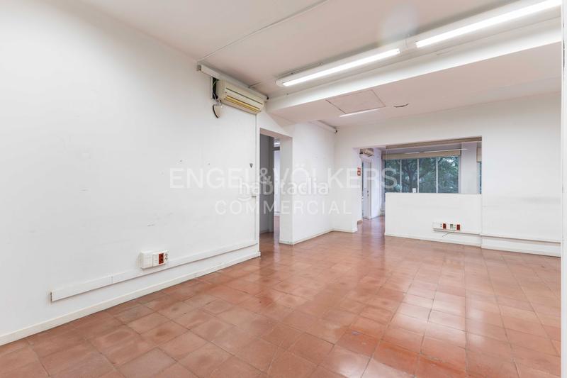 Foto 1dc37d2a-dd8d-4625-922b-fd35d2e2d4c3. Miete büro in Sants Barcelona