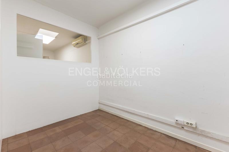 Foto a29ec99c-ef48-42fc-b68f-84a432894173. Miete büro in Sants Barcelona