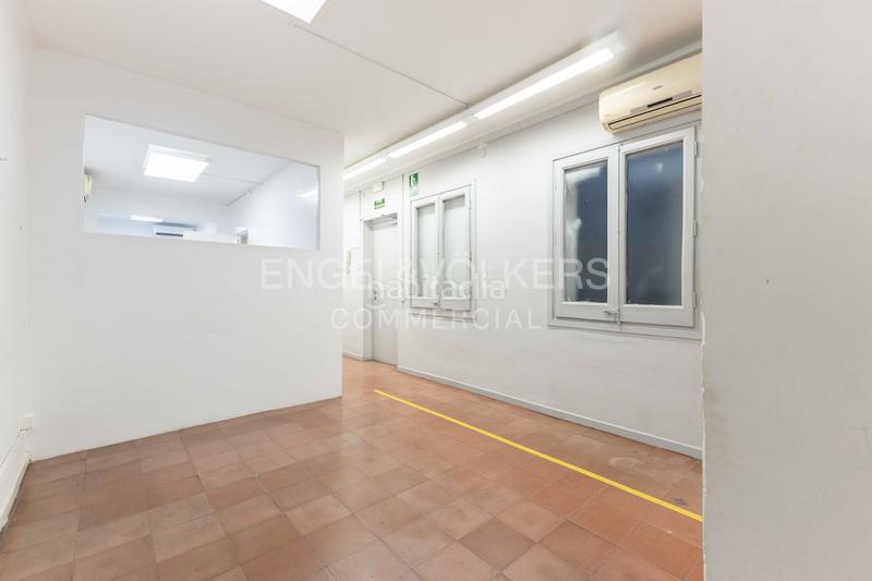 Foto e49bfaf5-131c-4fd8-835f-d1f5f2c59854. Miete büro in Sants Barcelona