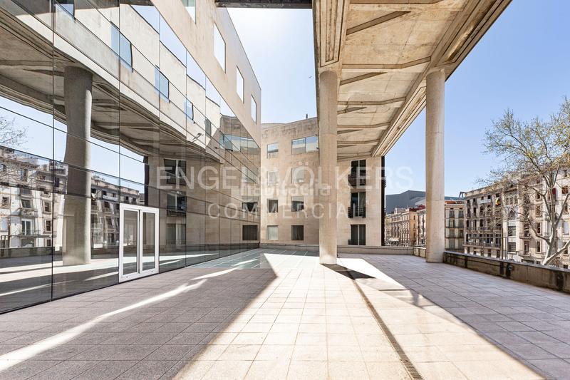 Foto df108da9-49a2-41b5-b6f9-131e8591178f. Miete büro in Gòtic Barcelona