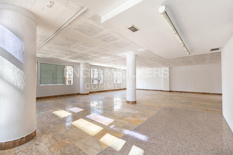 Foto 0ea8139d-22eb-4c95-bc14-0cbe6b188045. Rent office space in Gòtic Barcelona