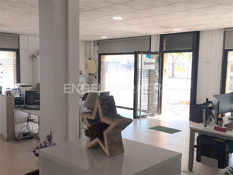 Foto fb0f0136-9fe3-4080-b094-aaccede57734. Alquiler local comercial  con ubicación estratégica, privilegiada y con posibilidades infinitas en Vilafranca del Penedès
