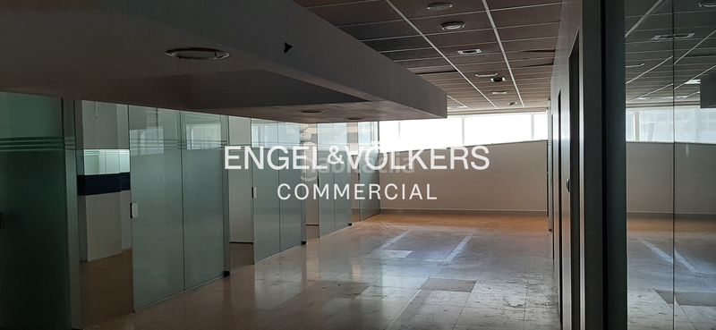 Foto 27533db3-efda-451f-bec6-4a61dab80283. Oficina  a la venta en edificio corpotativo. en Sant Cugat del Vallès