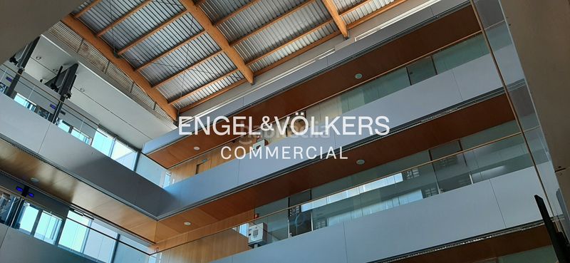 Foto 2e1e1a0b-b158-41ef-9be4-e08689acb501. Oficina  a la venta en edificio corpotativo. en Sant Cugat del Vallès