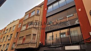Édifice à Collblanc. Edificio de viviendas en venta