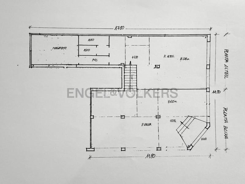 Foto 66bcbab6-8c57-43bd-a0f1-eb2c9228e307. Local commercial dans Calella