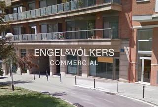 Lloguer Local Comercial a Vallcarca - Penitents. Local en alquiler cerca de hospital quiron salut