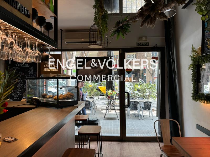 Foto 21c1aac7-ab91-41c2-ac2a-e92a2001fc7f. Location local commercial dans Sant Antoni Barcelona