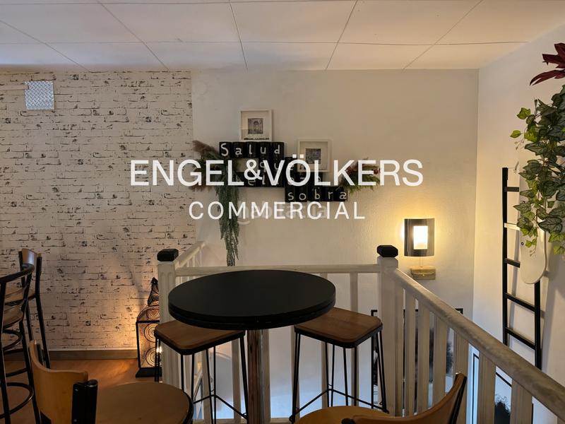 Foto 4b9d6611-584c-4793-9df6-f1a99552957e. Location local commercial dans Sant Antoni Barcelona