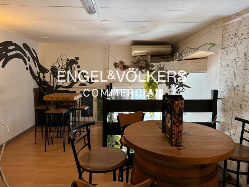 Foto 1aced29f-a739-439a-b849-49cf4686158e. Rent business premise in Sant Antoni Barcelona