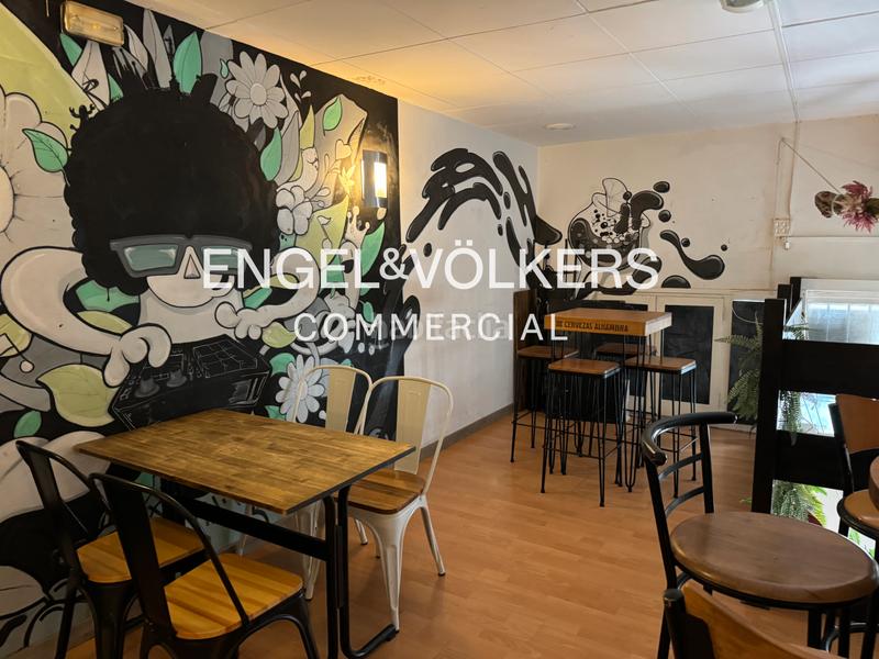 Foto 632f2be0-de25-4417-8f1e-86085878f8e1. Rent business premise in Sant Antoni Barcelona