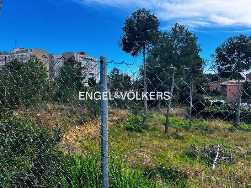 Foto 93c1c3eb-81eb-411a-b8a1-ab972432a528. Residential plot in Mas romeu Calafell