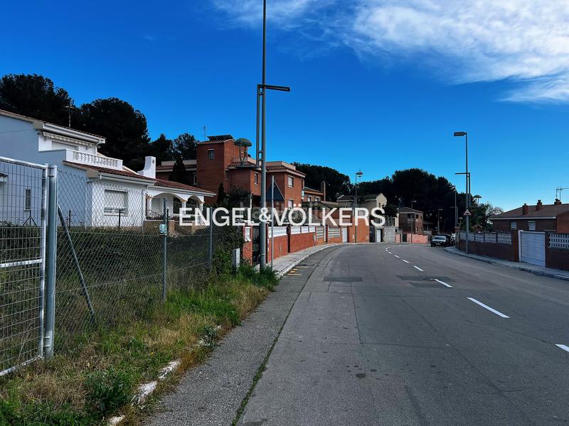 Foto b37755c5-600f-4b0e-b374-5a8f5e2bfd0b. Residential plot in Mas romeu Calafell