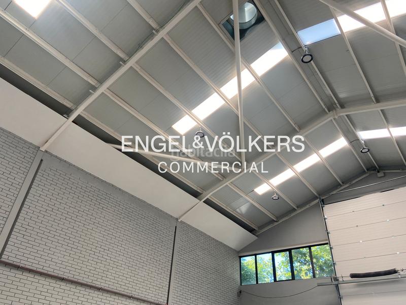 Foto c33b3c4e-7cf5-443a-9ea5-57df7d100a2a. Location bâtiment à usage industriel dans Centre Hospitalet de Llobregat (L´)