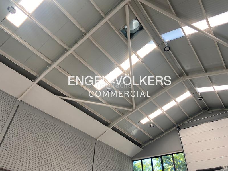 Foto 9d3da7b3-bda0-4bb1-a407-61dbd34d95e5. Rent industrial building in Centre Hospitalet de Llobregat (L´)