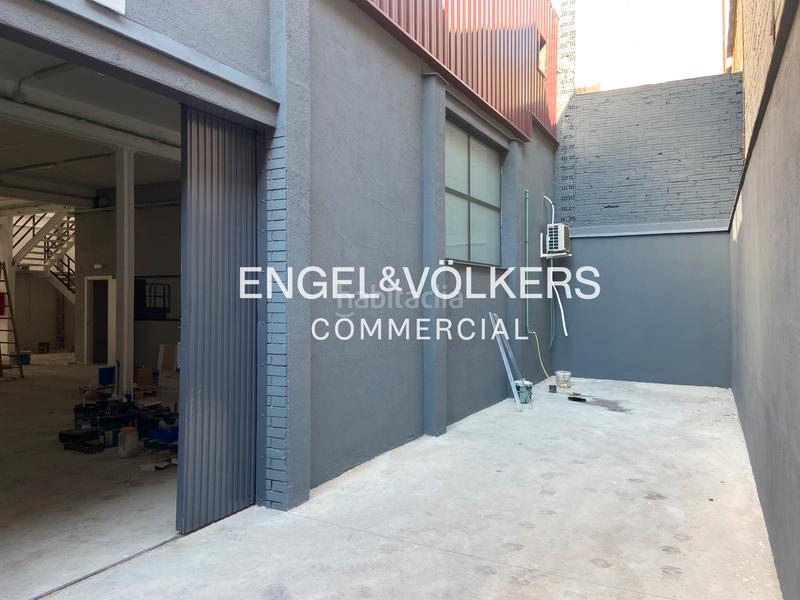 Foto fa95126e-839d-4cda-8a83-d763f78ccda7. Rent industrial building in Centre Hospitalet de Llobregat (L´)