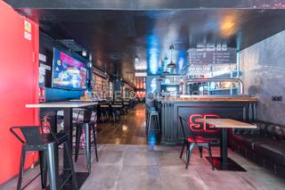 Lloguer Local Comercial a Sant Gervasi - Galvany. Traspaso restaurante licencia c3 en sant gervasi