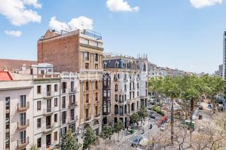 Bureau à Vila de Gràcia. Exclusiva oficina con vistas únicas en los jardinets de gràcia